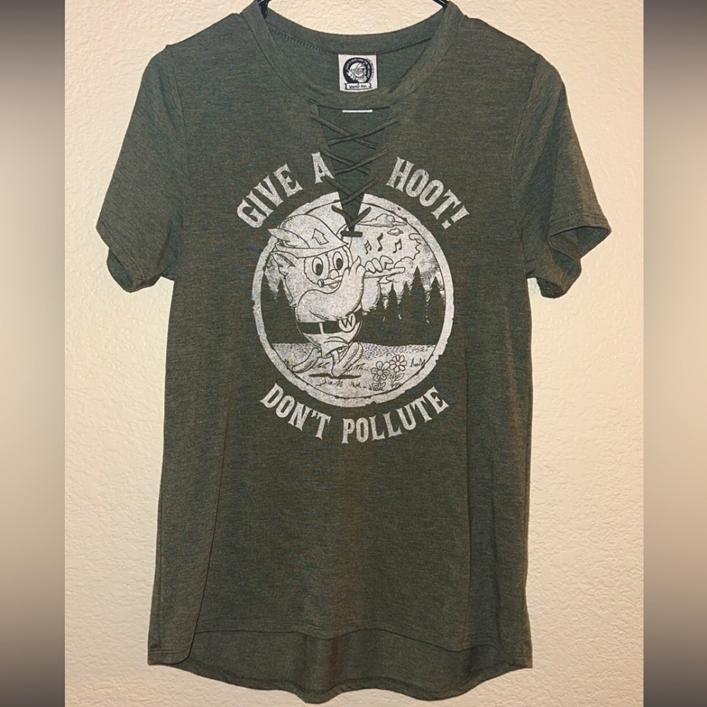 Vintage Inspired Cut Out Give A Hoot Don't Pollute Owl Graphic Tee Women's‎ Med